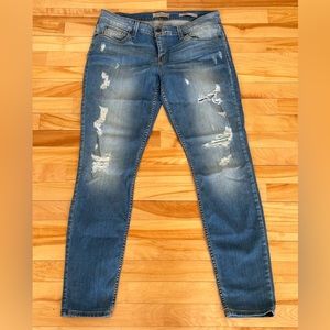 Guess Jeans sz 31 Power Skinny Distressed